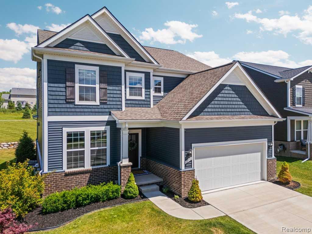735 Risdon Trail North Saline, MI 48176 - Photo 3 of 98