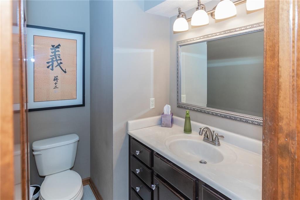 8332 Forward Pass Road Indianapolis, IN 46217 - Photo 14 of 31 Gallery Image 14