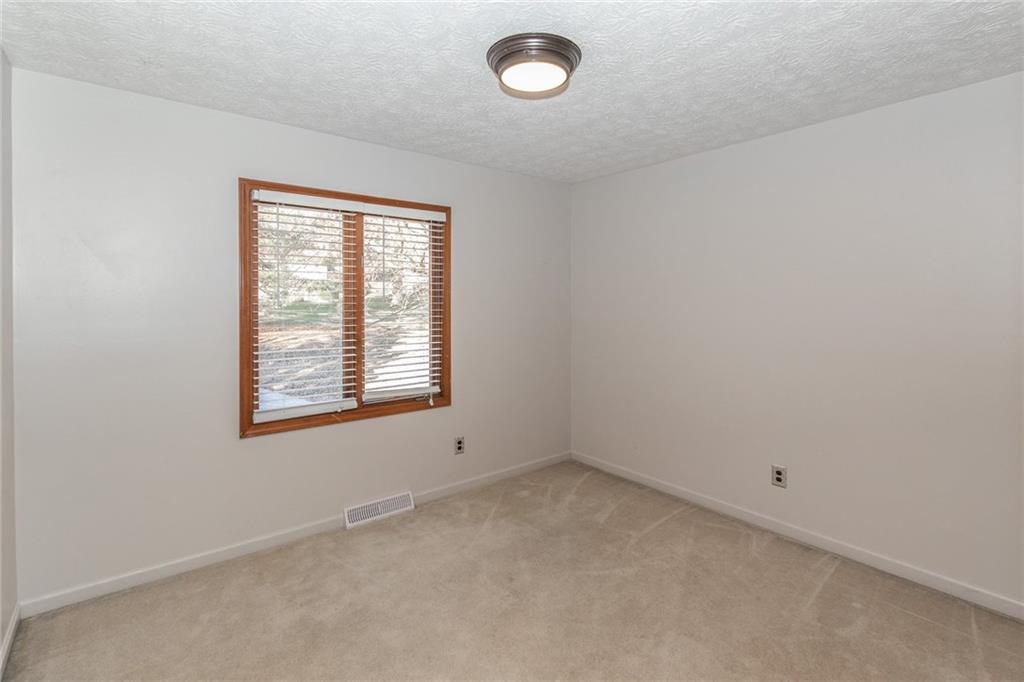 8332 Forward Pass Road Indianapolis, IN 46217 - Photo 19 of 31 Gallery Image 19