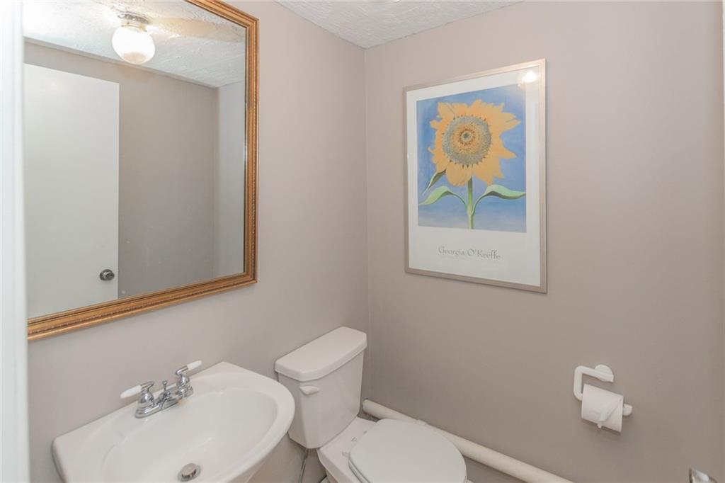 8332 Forward Pass Road Indianapolis, IN 46217 - Photo 28 of 31 Gallery Image 28