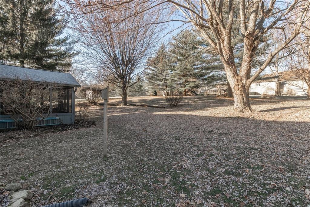 8332 Forward Pass Road Indianapolis, IN 46217 - Photo 30 of 31 Gallery Image 30