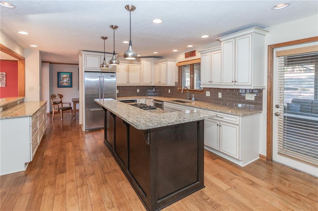8332 Forward Pass Road Indianapolis, IN 46217 - Photo 9 of 31 Gallery Image 9