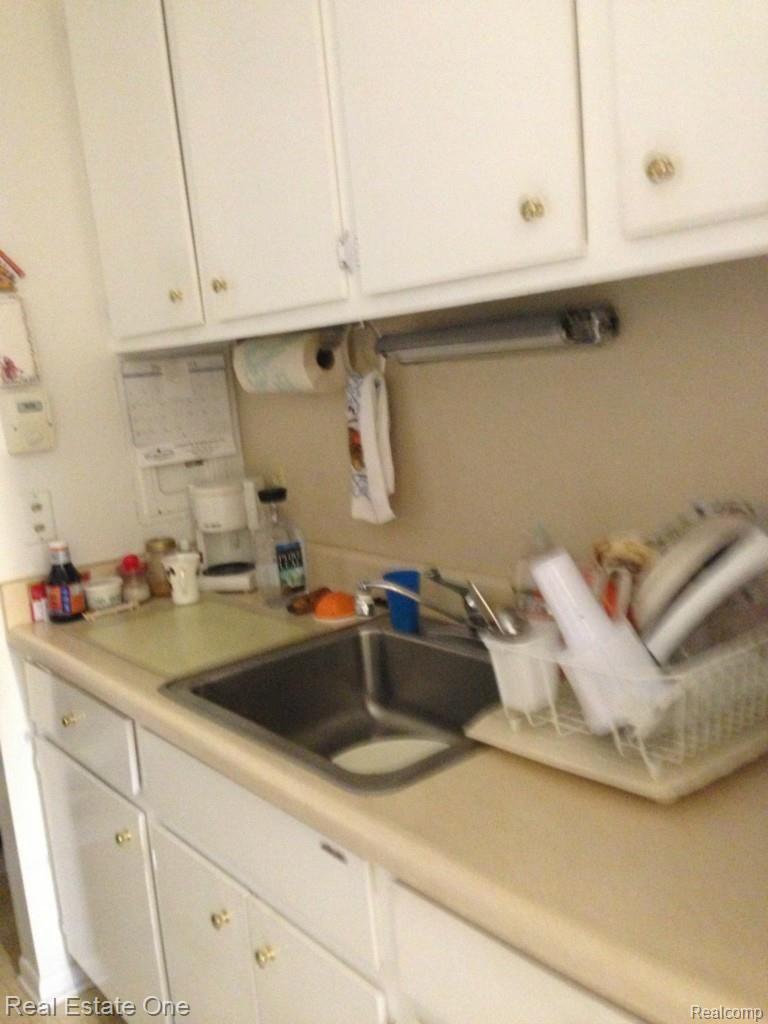 1199 South Sheldon Road, Unit 35 Plymouth, MI 48170 - Photo 14 of 16 IMG_2779.jpg