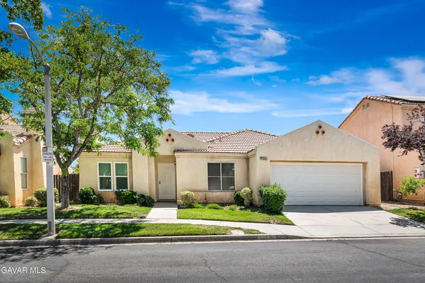 $375,000 | 40166 La Cota Drive, Palmdale, CA 93550