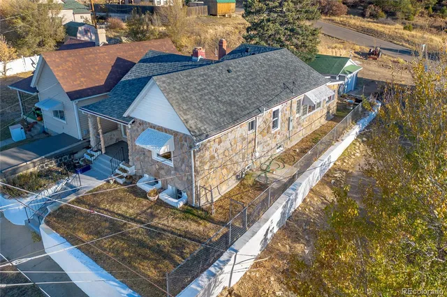 a view of a house with roof deck