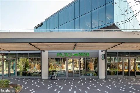 a view of a terrace with sitting area