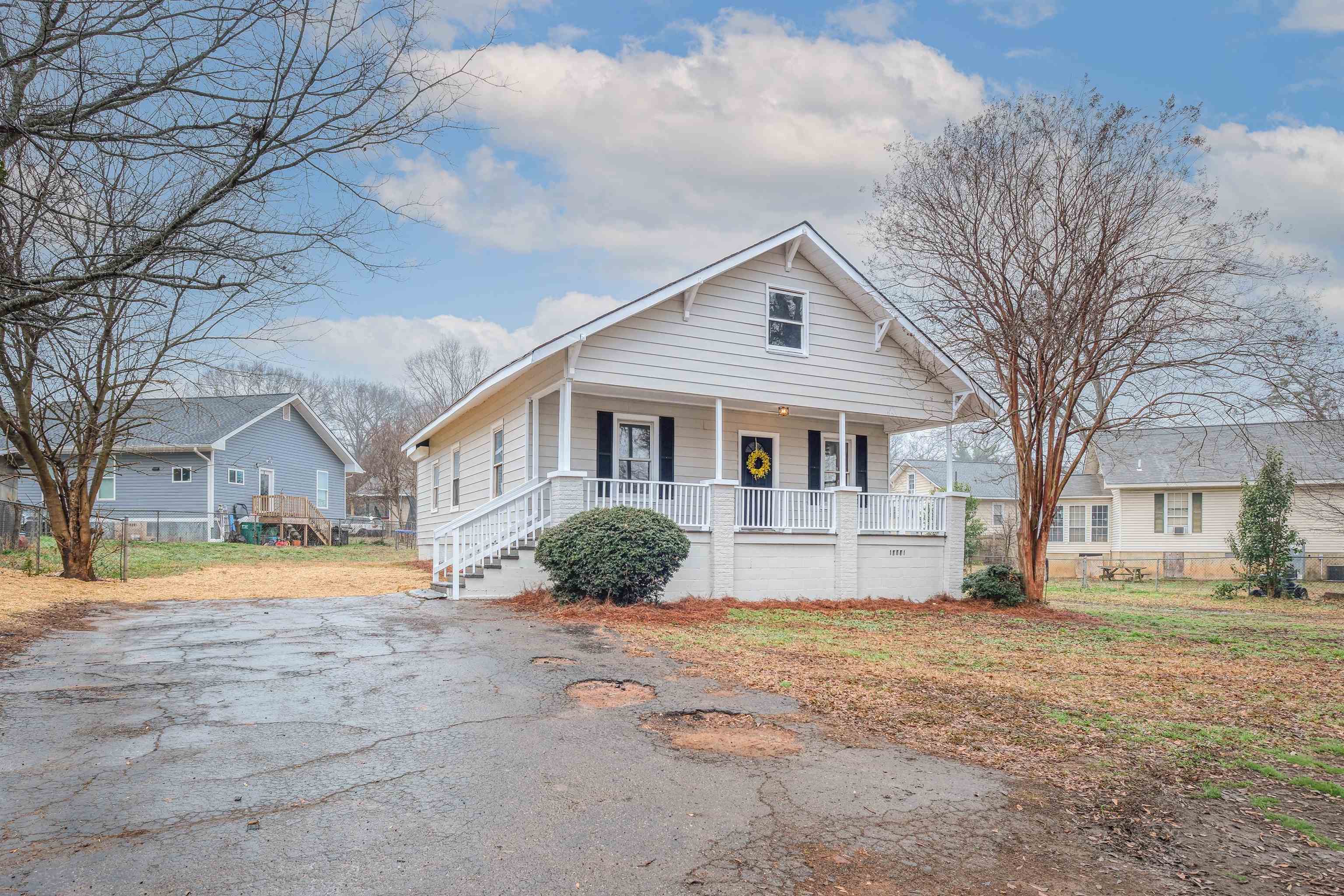 135 Whitin Street Arcadia, SC 29320 - Photo 2 of 26