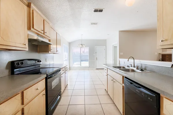 $189,000 | 5903 10th Street, Unit 3, Lubbock, TX 79416
