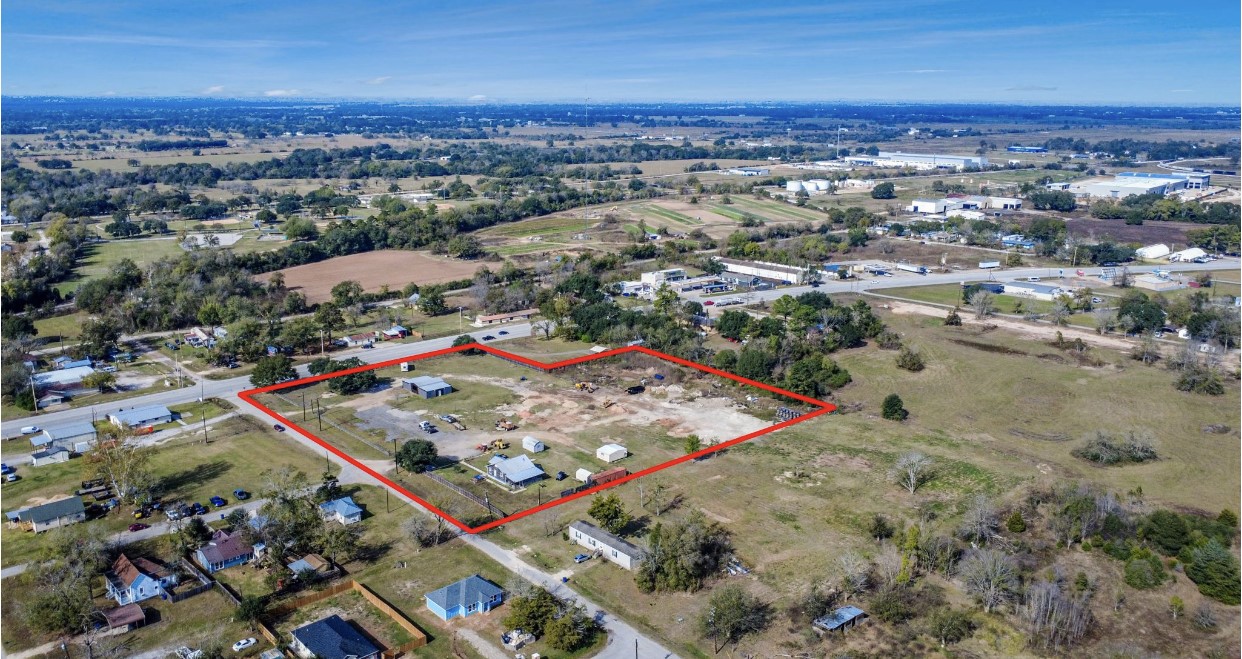 946 St Mary's Street Hempstead, TX 77445 - Photo 13 of 19