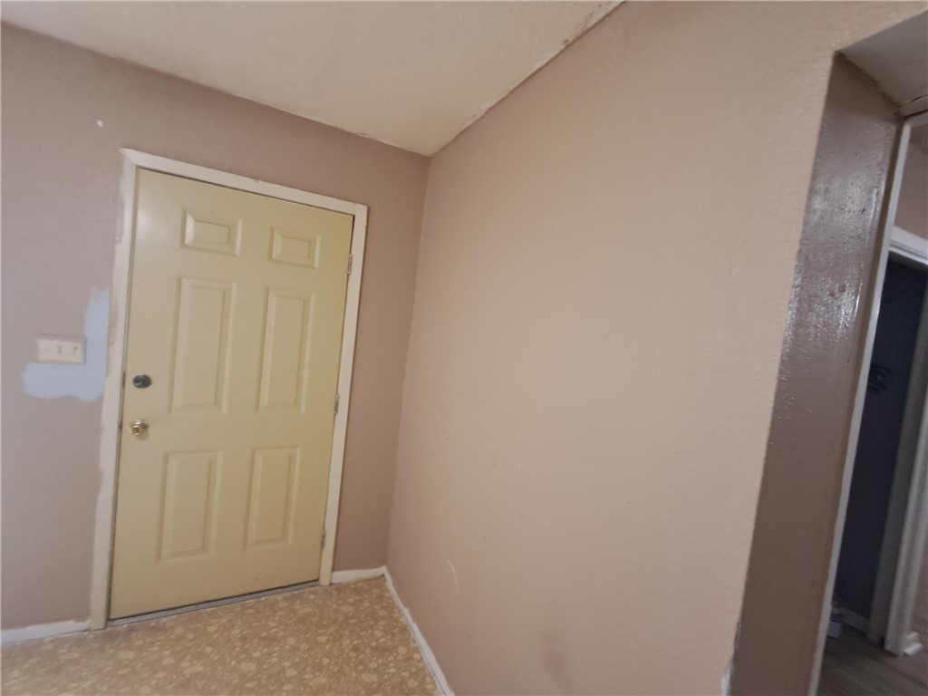 1202 Cheyenne Drive Brenham, TX 77833 - Photo 6 of 9 a view of closet area