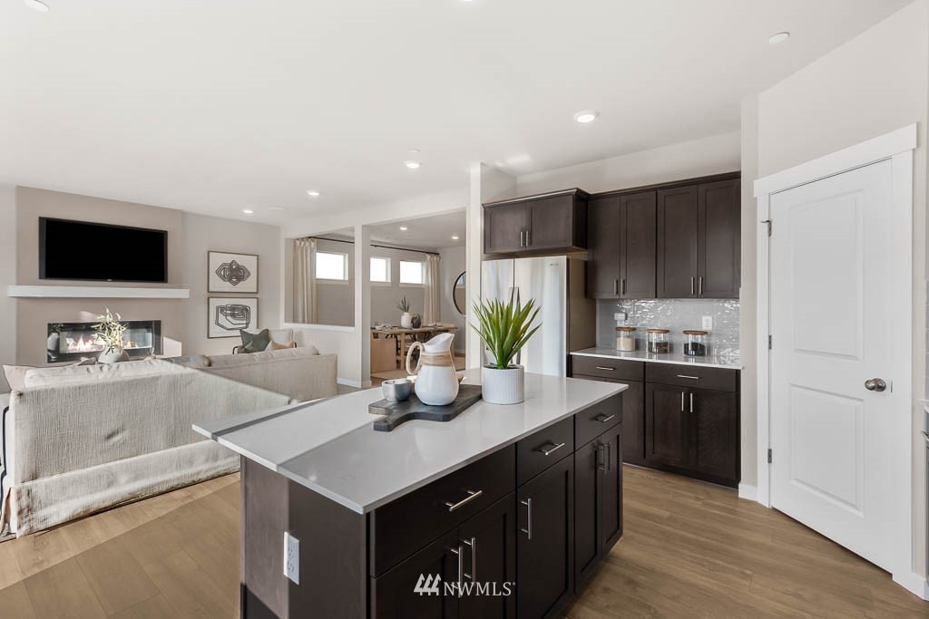 15 181st Street Southeast, Unit 19 Bothell, WA 98012 - Photo 9 of 38 Gallery Image 9