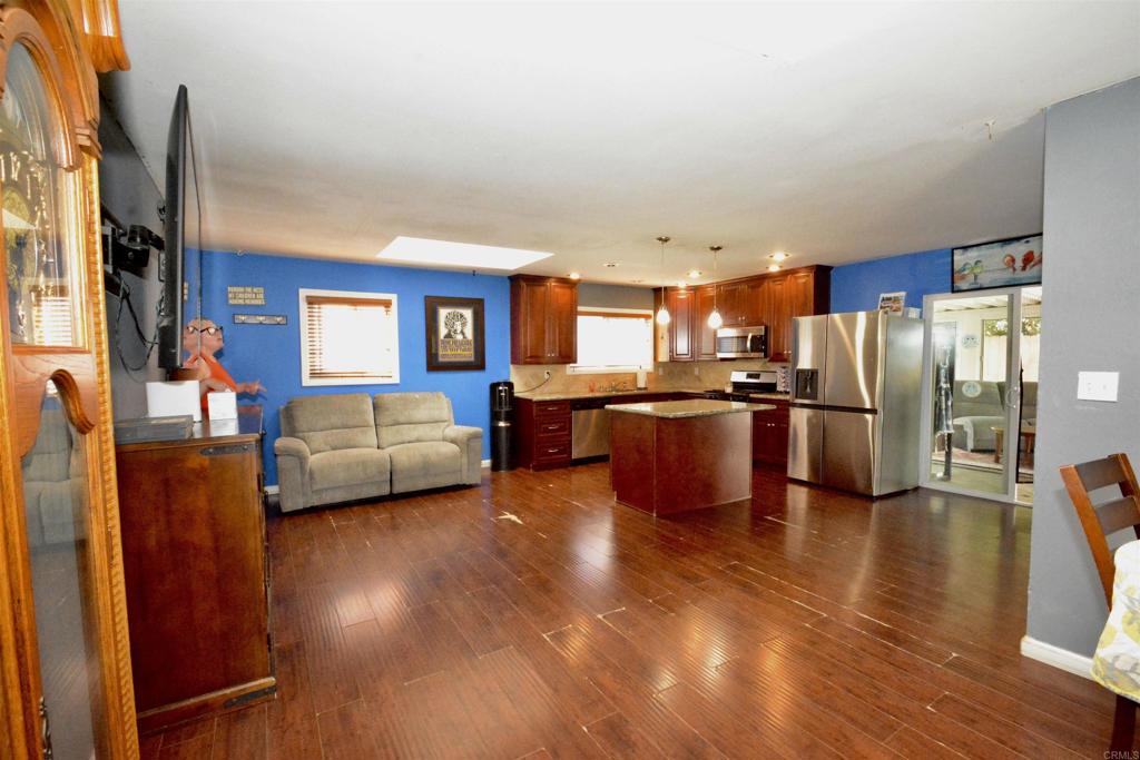 8838 Ashmore Avenue Spring Valley, CA 91977 - Photo 11 of 36