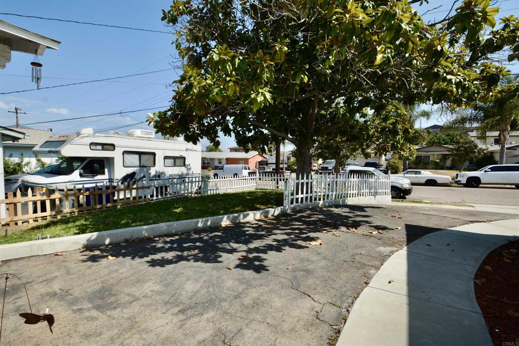 8838 Ashmore Avenue Spring Valley, CA 91977 - Photo 9 of 36