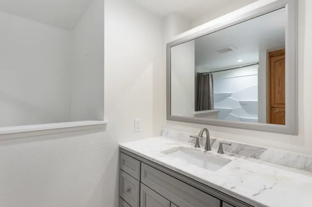 $874,999 | 5119 East Foppiano Lane, Stockton, CA 95212