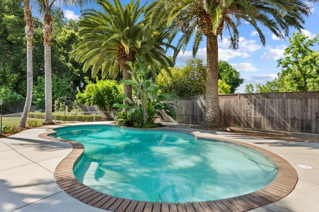 $874,999 | 5119 East Foppiano Lane, Stockton, CA 95212