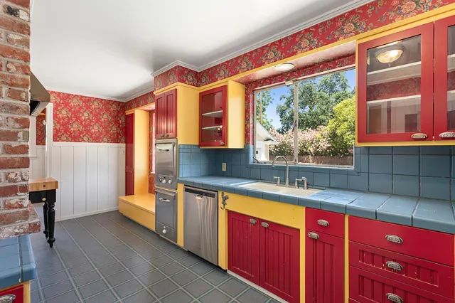 $874,999 | 5119 East Foppiano Lane, Stockton, CA 95212