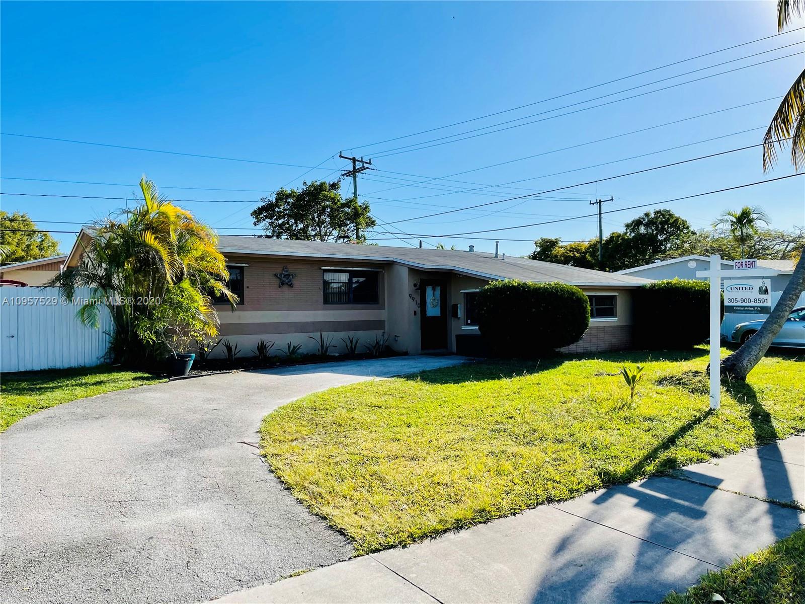 9910 Bahama Drive Cutler Bay, FL 33189 - Photo 2 of 21