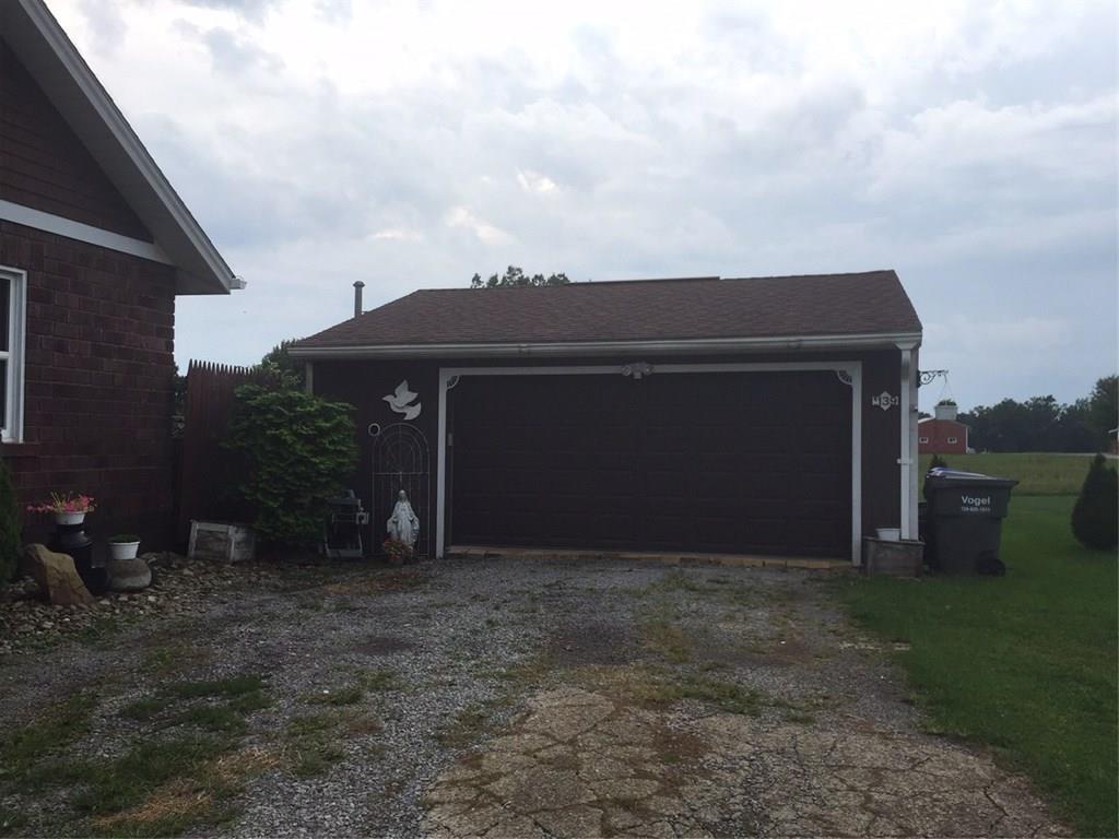 1139 Bonniebrook Road Butler, PA 16002 - Photo 4 of 18 Gallery Image 4