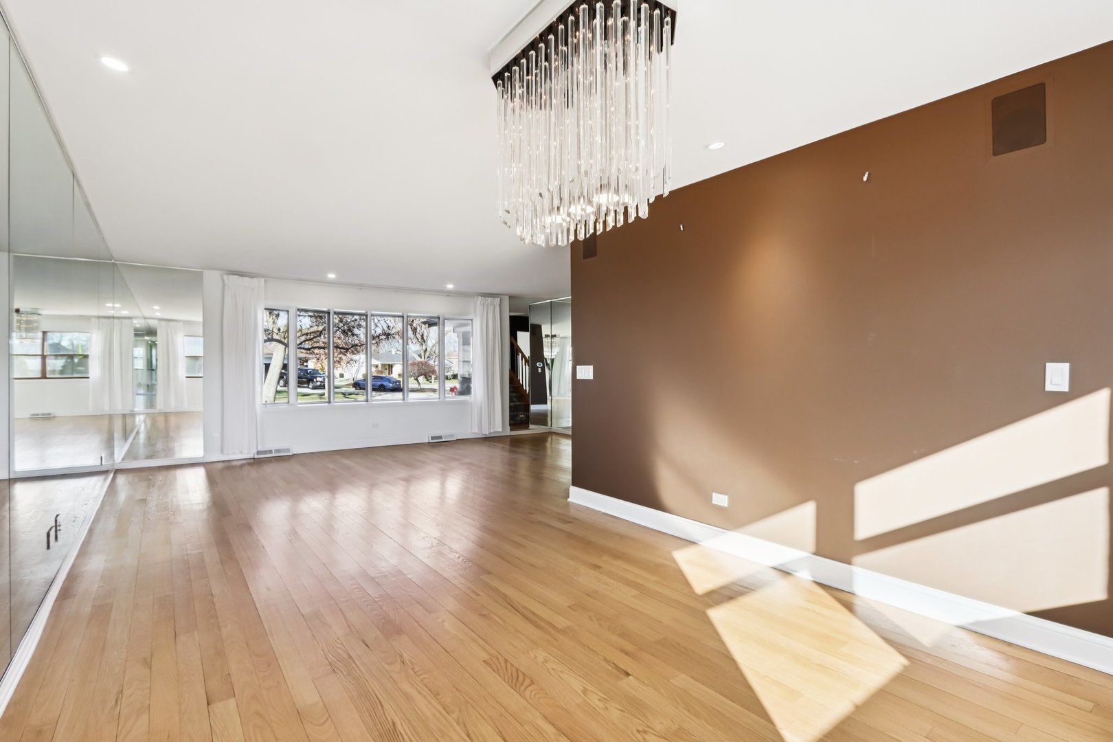 2019 East Avon Lane Arlington Heights, IL 60004 - Photo 7 of 59 a view of livingroom with wooden floor