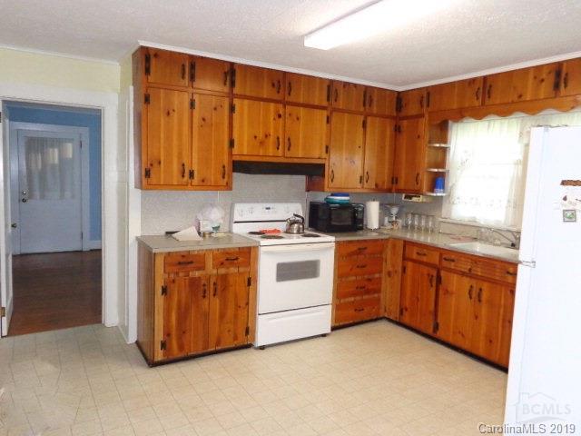 4115 Jacumin Road Valdese, NC 28690 - Photo 3 of 13 Gallery Image 3