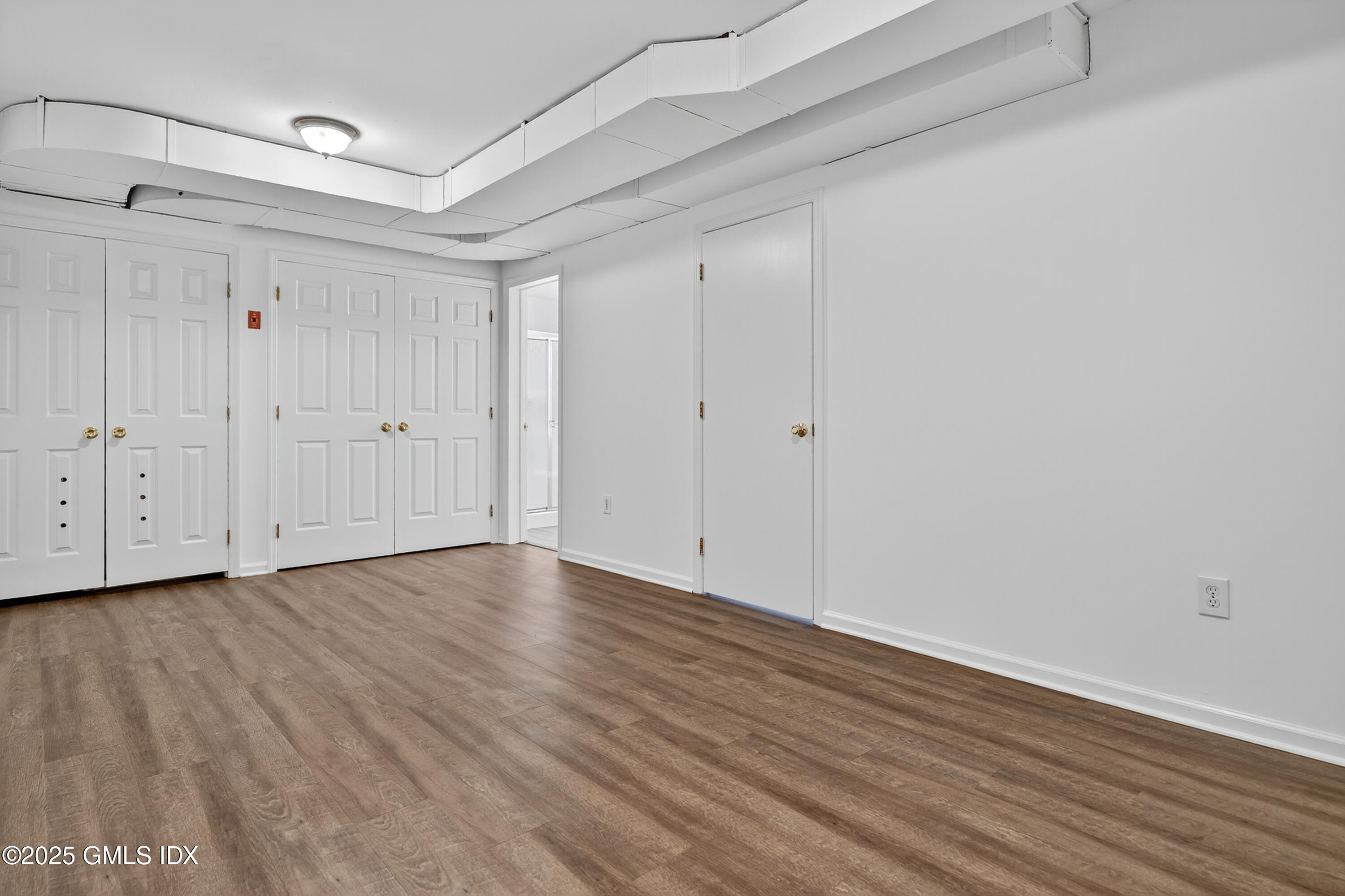 55 Locust Street, Unit B Greenwich, CT 06830 - Photo 20 of 27 41-HTV3011