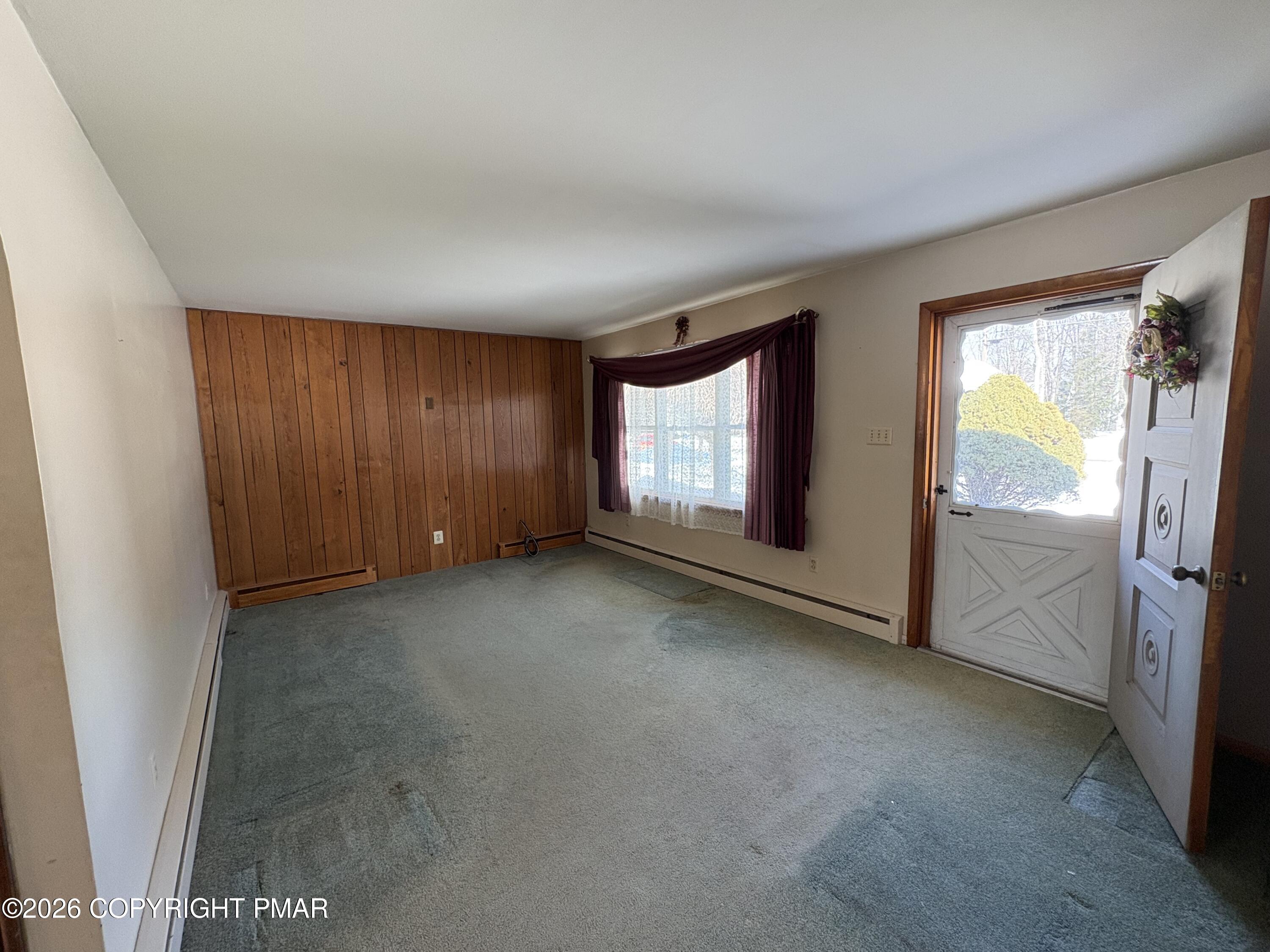 217 Winona Road Mount Pocono, PA 18344 - Photo 14 of 32 IMG_2496