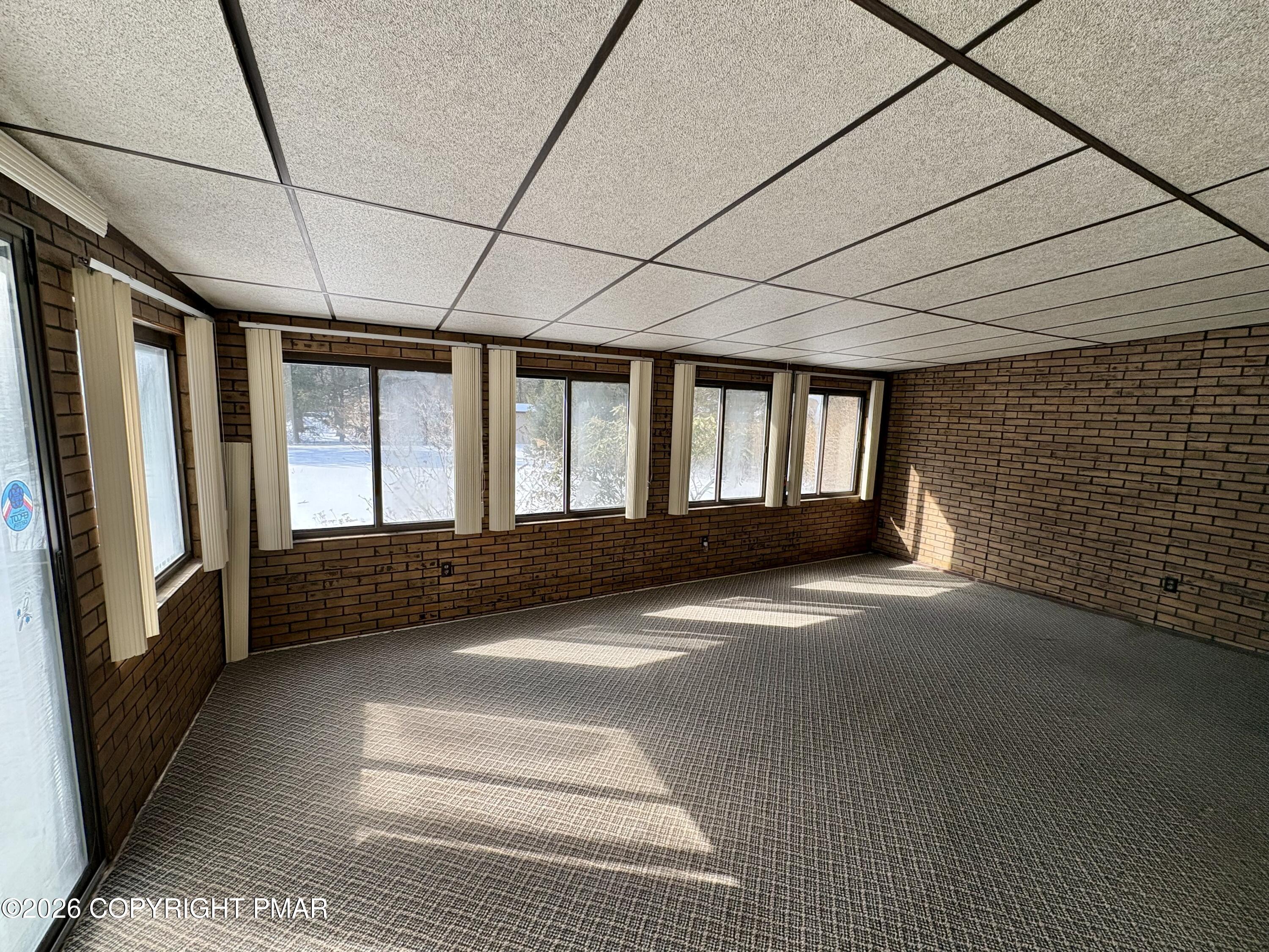 217 Winona Road Mount Pocono, PA 18344 - Photo 6 of 32 IMG_2480