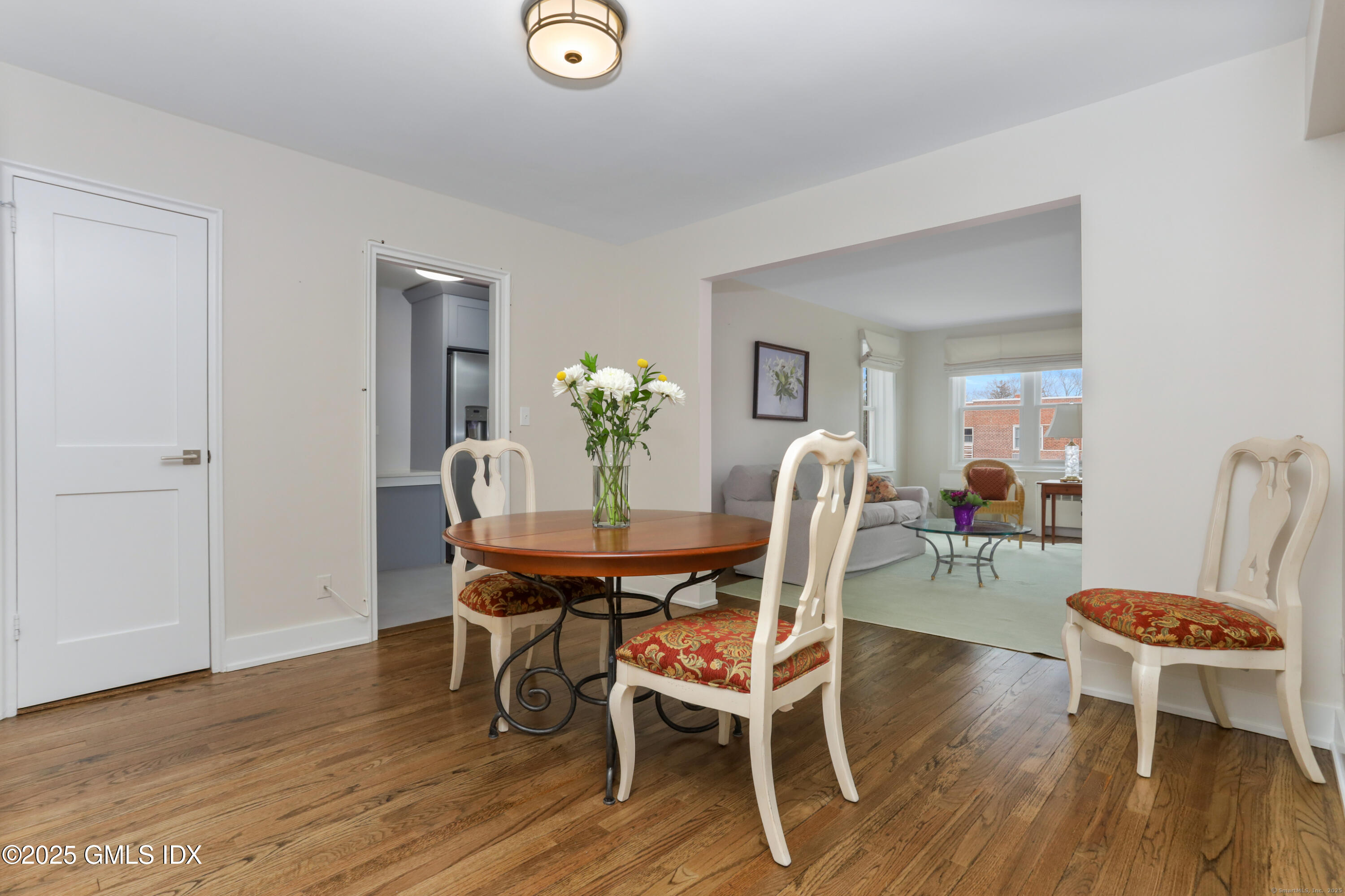 50 Lafayette Place, Unit 4E Greenwich, CT 06830 - Photo 6 of 23 HD_1743609354679_010