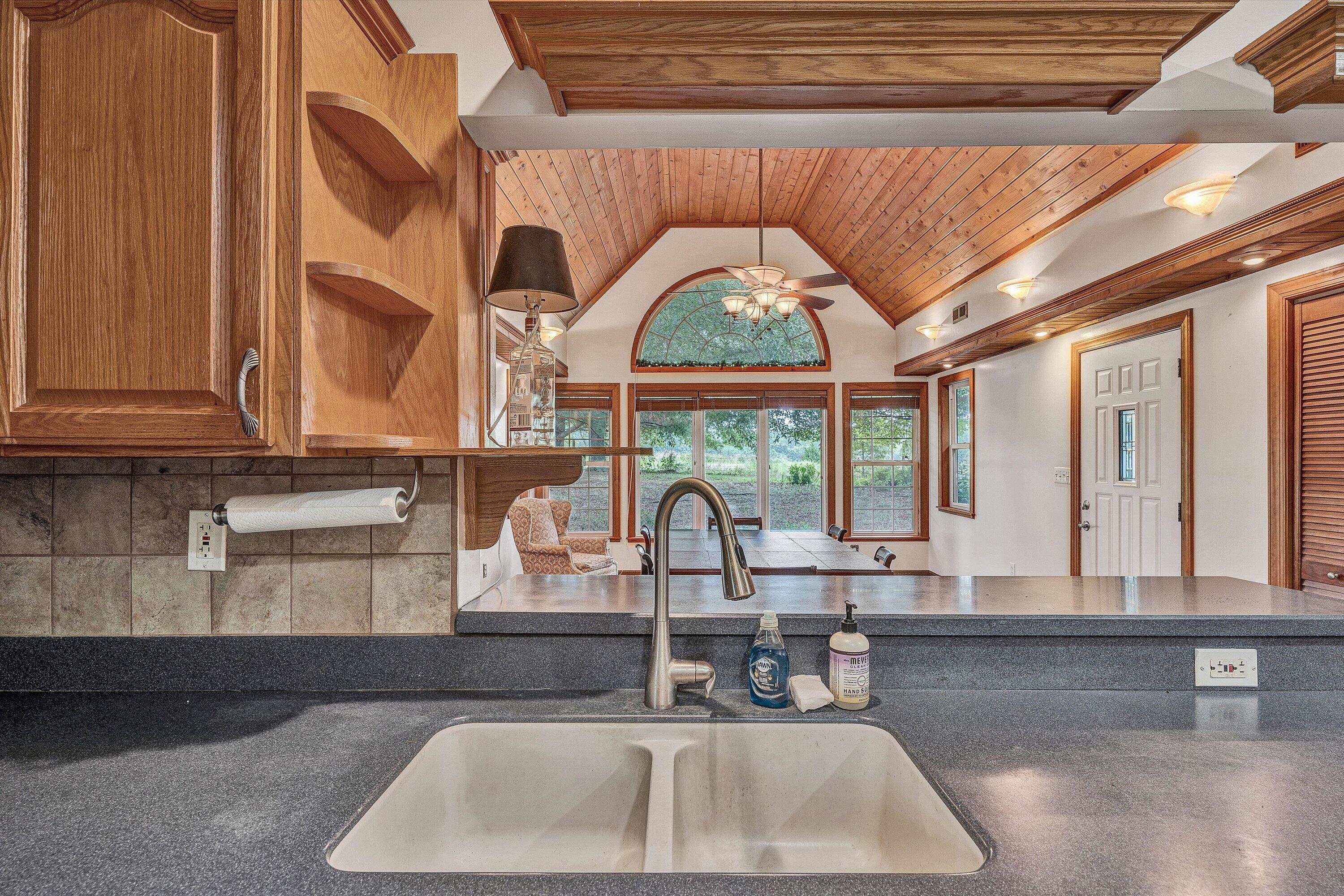 2932 Dickerson Mill Road Bedford, VA 24523 - Photo 15 of 62 12-DSC08194