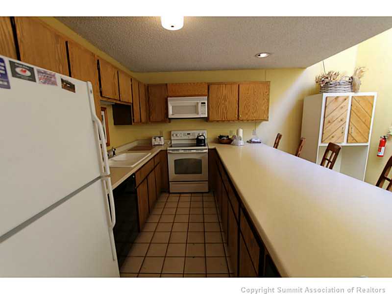 760 Copper Road, Unit 208 Frisco, CO 80443 - Photo 2 of 17 Kitchen.