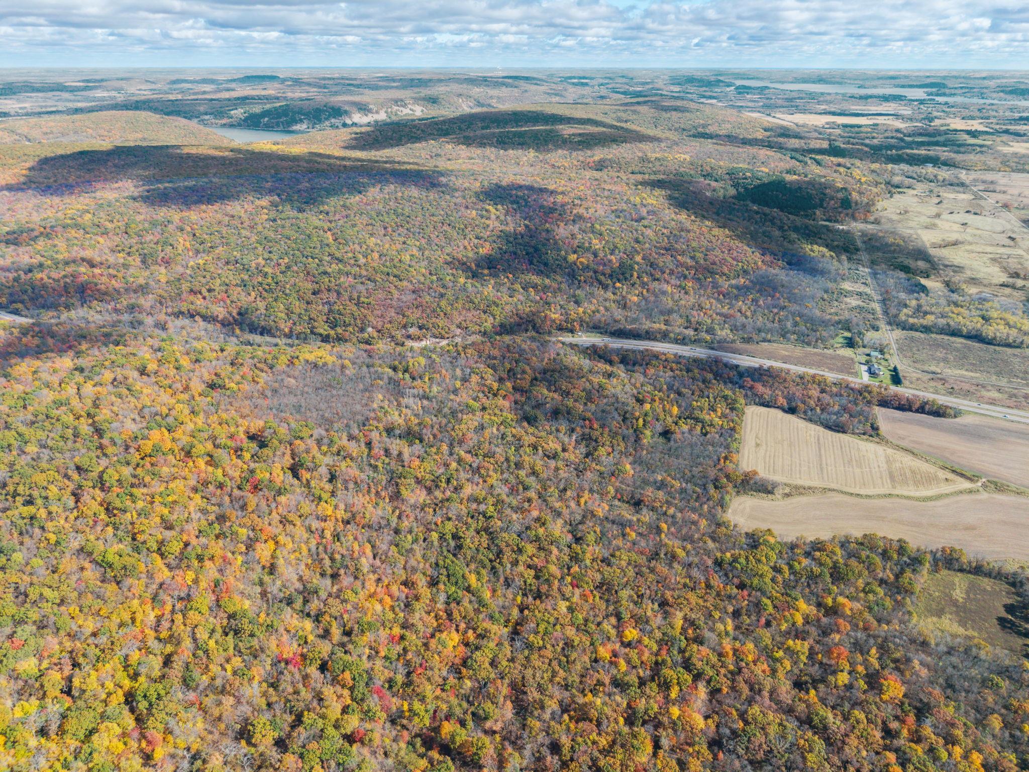 12 Highway 12 Baraboo, WI 53913 - Photo 15 of 18