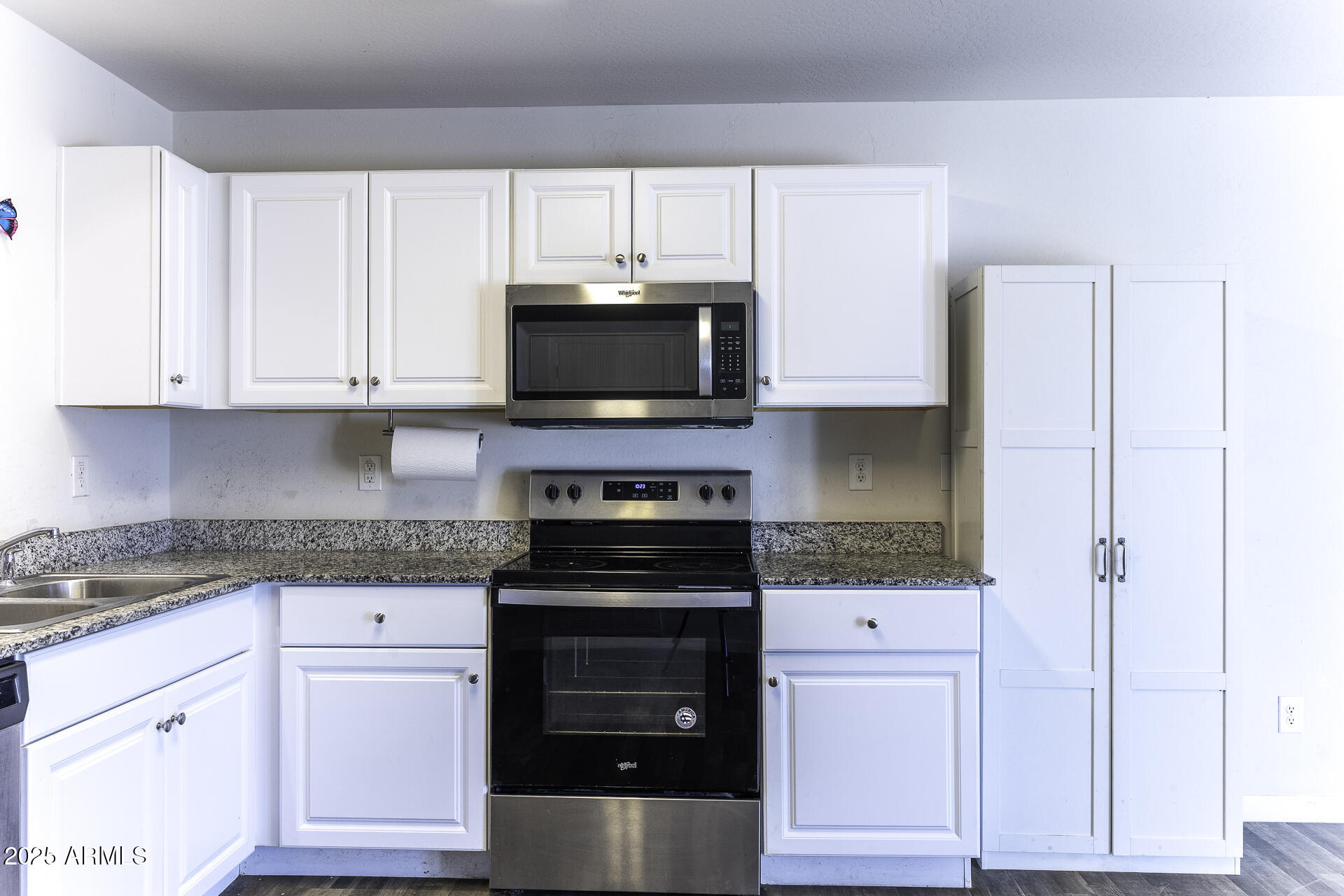 159 West Taylor Avenue Coolidge, AZ 85128 - Photo 14 of 25 Kitchen 3