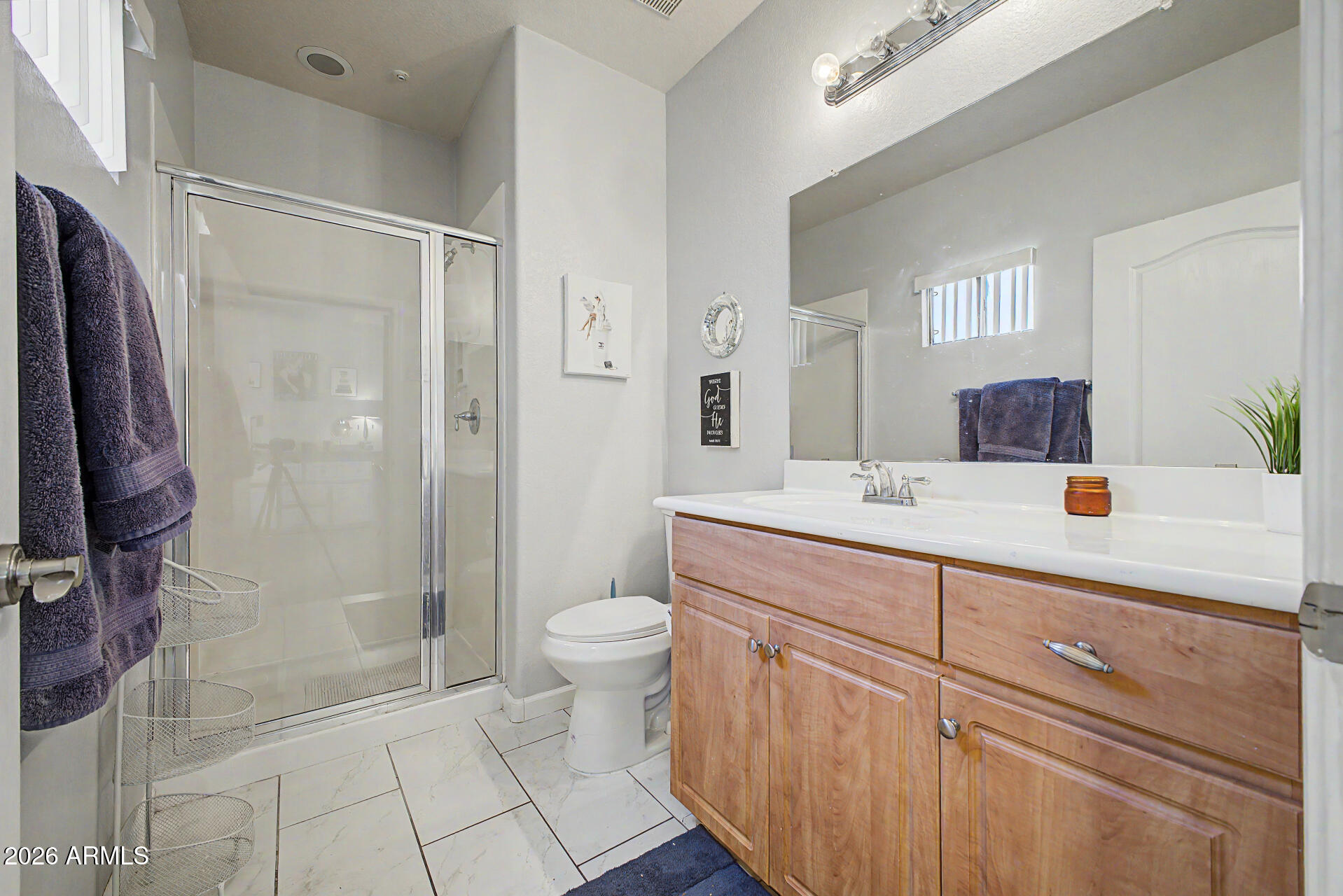 295 North Rural Road, Unit 155 Chandler, AZ 85226 - Photo 5 of 42 Primary Bathroom