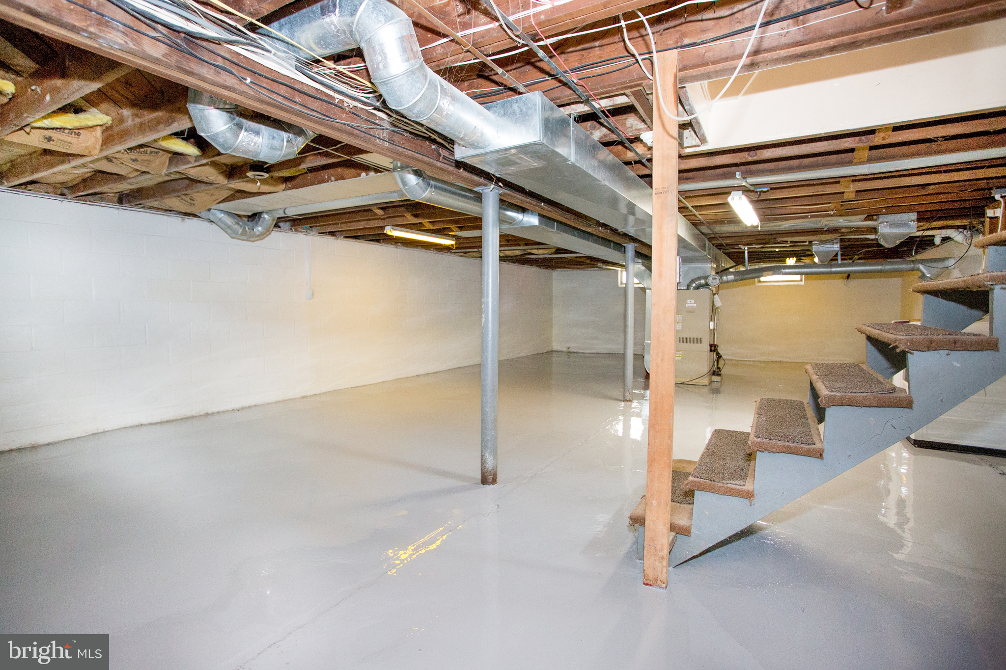 5885 Telegraph Road Elkton, MD 21921 - Photo 26 of 27 a view of a room with racks