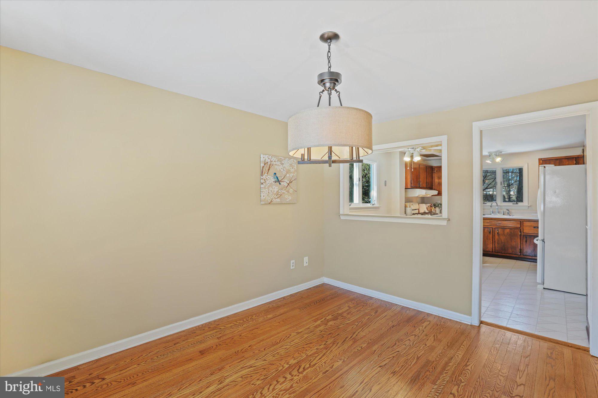 24 Moyer Road Yardley, PA 19067 - Photo 8 of 37 Dining Room