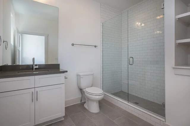 $3,195 | 225 Cleveland Street, Nashville, TN 37207