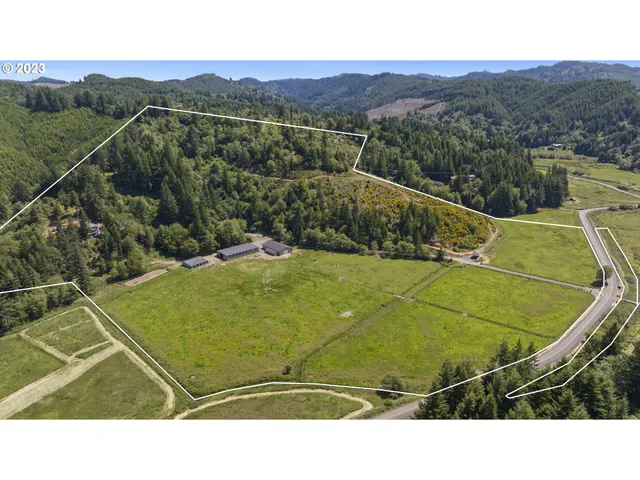 $1,350,000 | 95037 Haynes Way Lane, North Bend, OR 97459