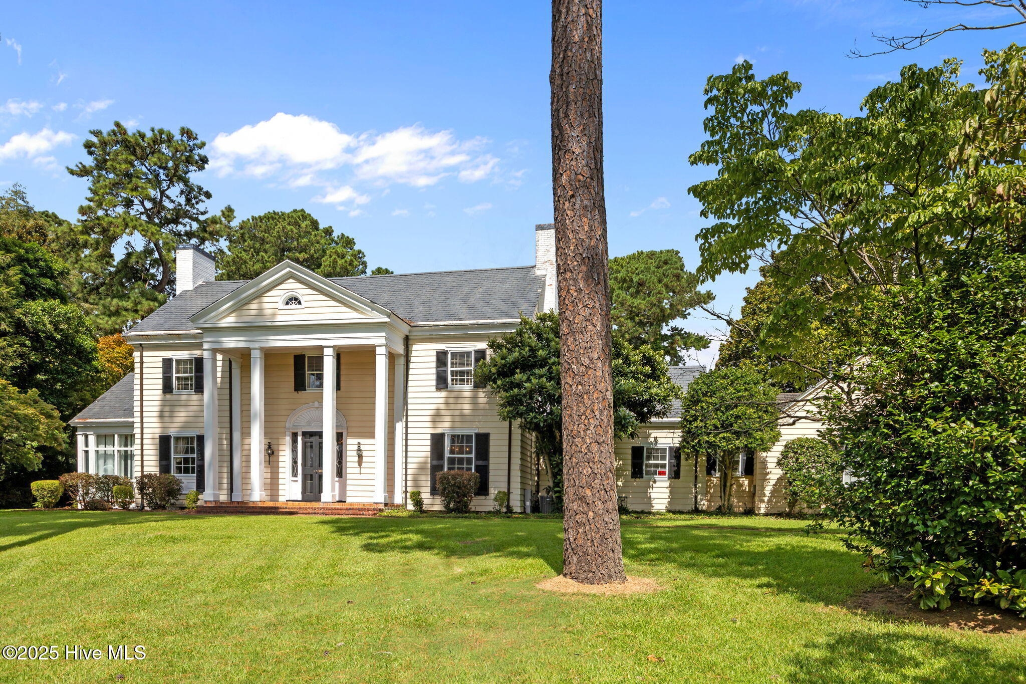 1011 Harvey Circle Kinston, NC 28501 - Photo 24 of 65 Frontyard