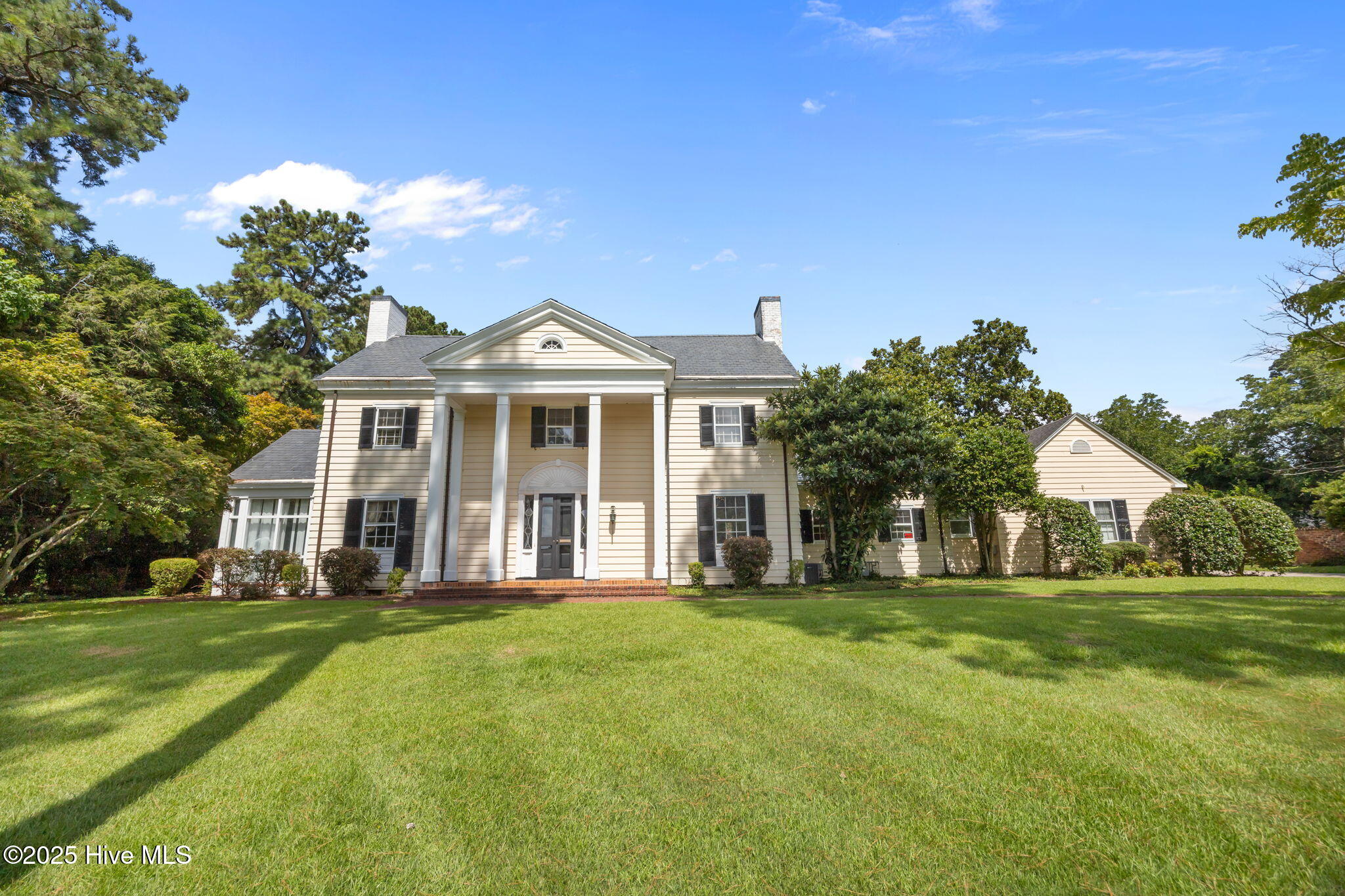 1011 Harvey Circle Kinston, NC 28501 - Photo 25 of 65 Frontyard