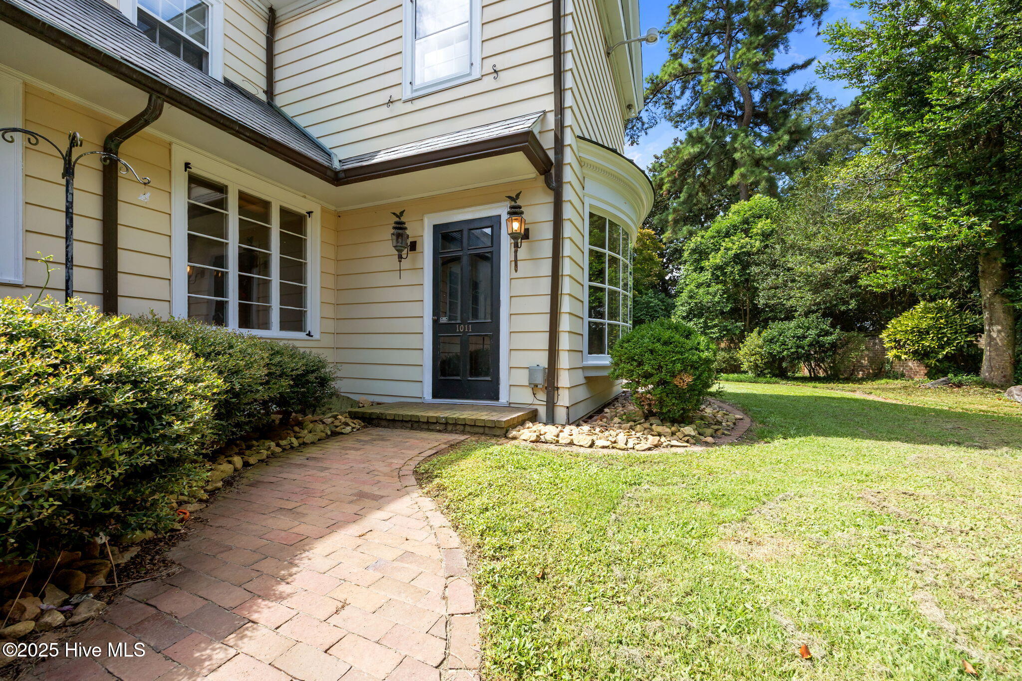 1011 Harvey Circle Kinston, NC 28501 - Photo 61 of 65 Backyard