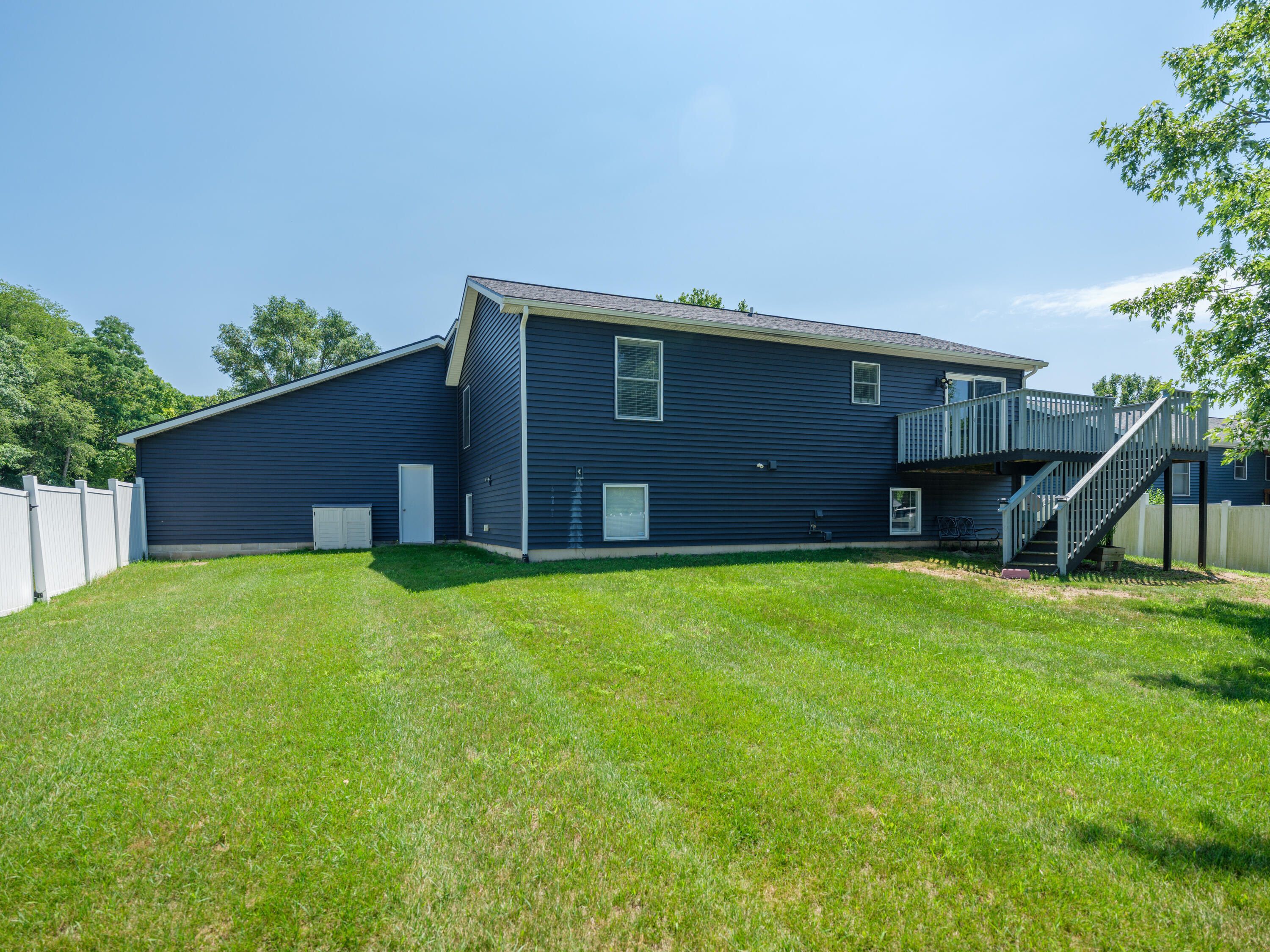 298 Zak Road Plainwell, MI 49080 - Photo 2 of 28 298 Zak Rd-129