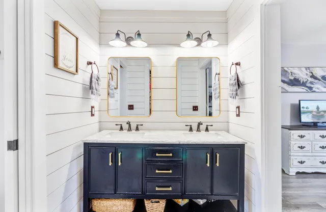 $2,825 | 109 Fort Street, Summerville, SC 29485