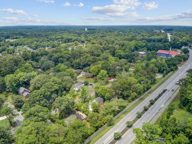 $2,825 | 109 Fort Street, Summerville, SC 29485