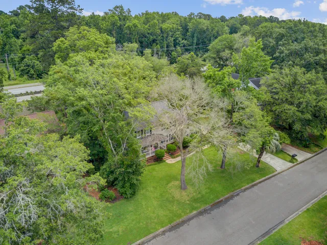 $2,825 | 109 Fort Street, Summerville, SC 29485