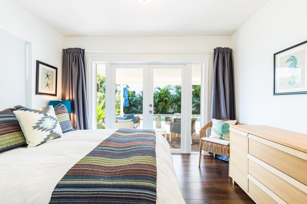 700 Northeast 70th Street Boca Raton, FL 33487 - Photo 13 of 25 700 NE 70th Street-11