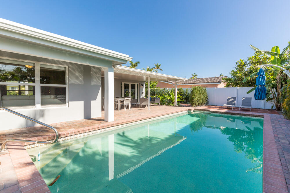 700 Northeast 70th Street Boca Raton, FL 33487 - Photo 20 of 25 700 NE 70th Street-14