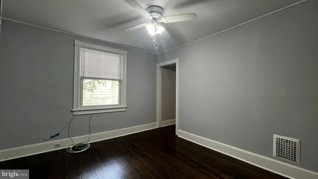 $1,300 | 127 New Street, Glenside, PA 19038