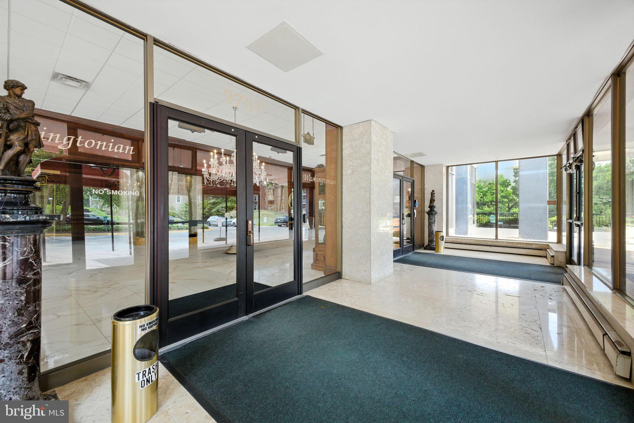 9701 Fields Road, Unit 2208 Gaithersburg, MD 20878 - Photo 3 of 35 24/7 secured entry