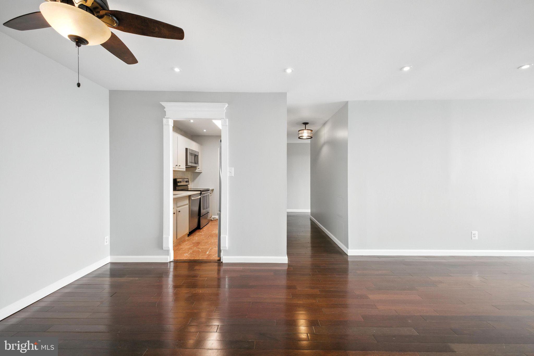 9701 Fields Road, Unit 2208 Gaithersburg, MD 20878 - Photo 10 of 35