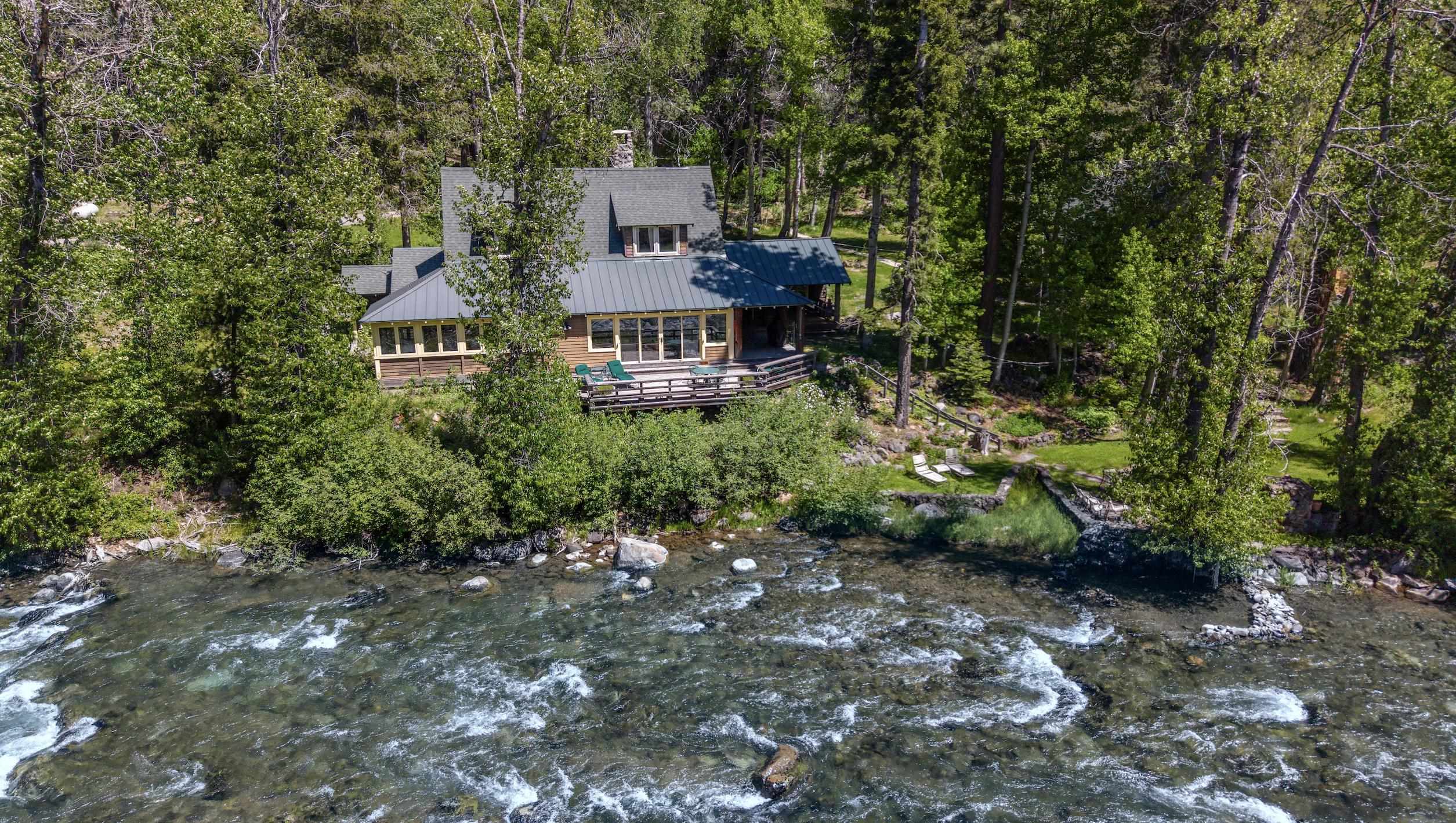 3090 River Road Truckee, CA 96161 - Photo 1 of 27 Gallery Image 1